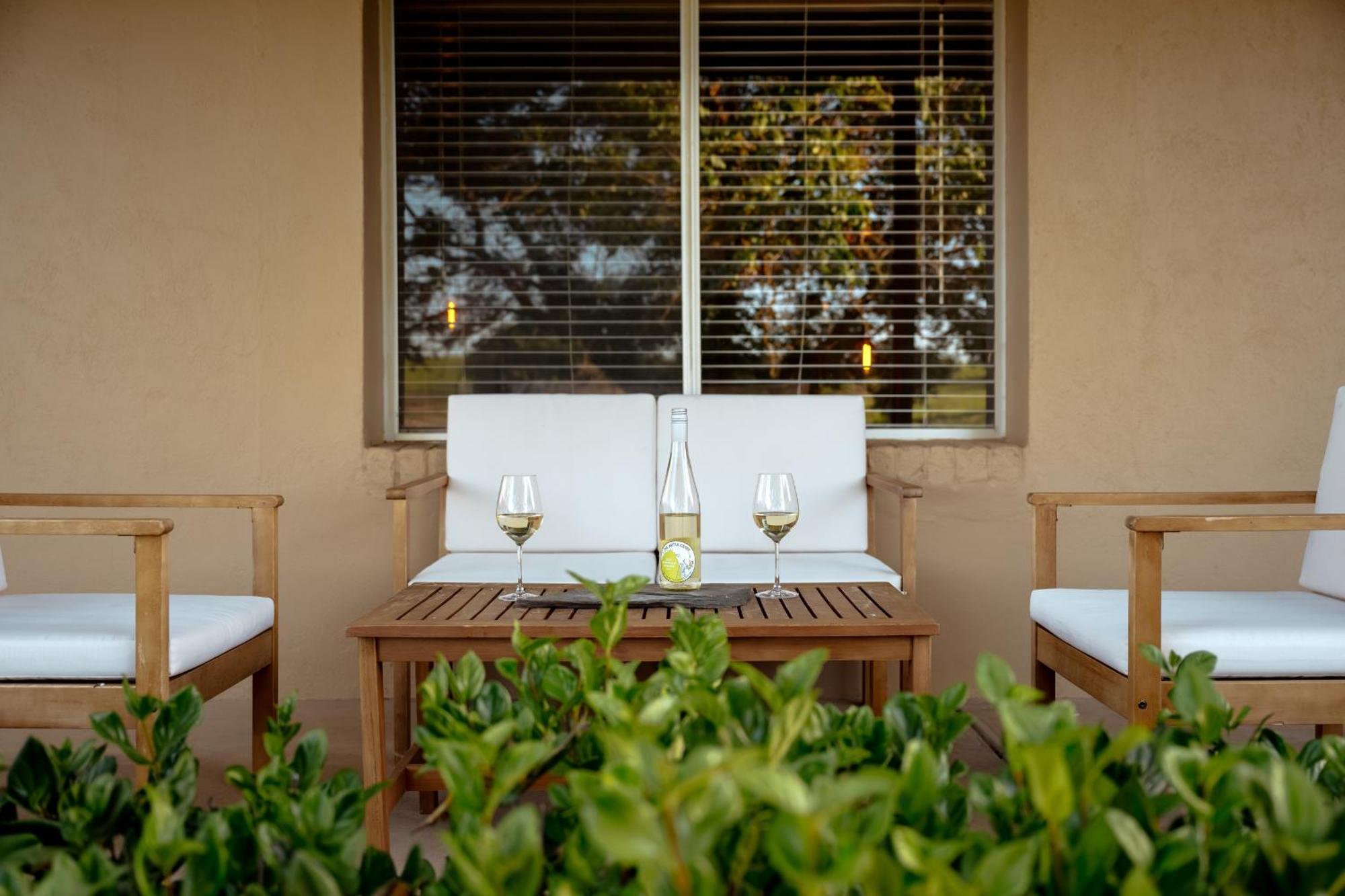 Bed In A Shed Vineyard Stay Watervale Exterior foto
